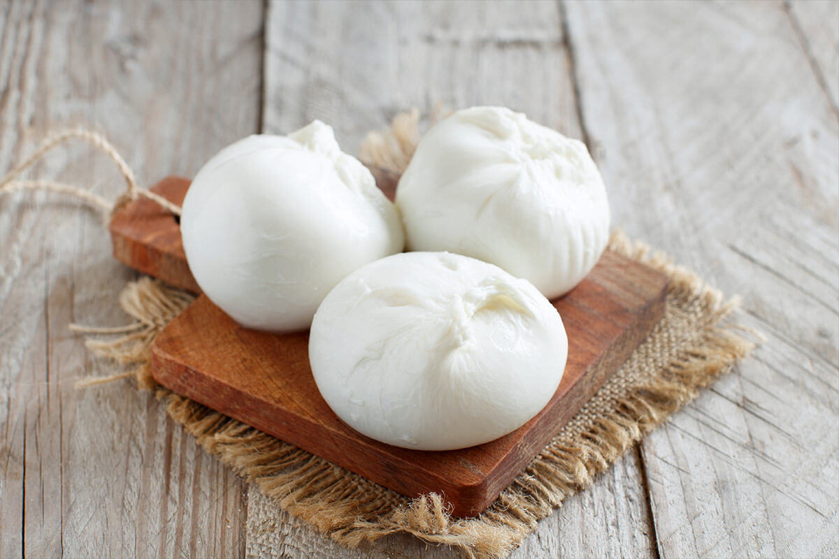 La differenza tra mozzarella e burrata