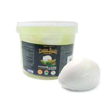 Mozzarella Bufala Campana DOP dell\'entroterra Casertano