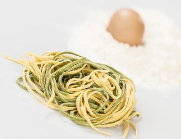 FONTANETO Pasta Tagliolini paglia e fieno 2 kg - TMC 10 giorni - 3 minuti di cottura